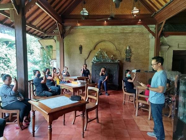 /Install-Murni's Warung01.jpg