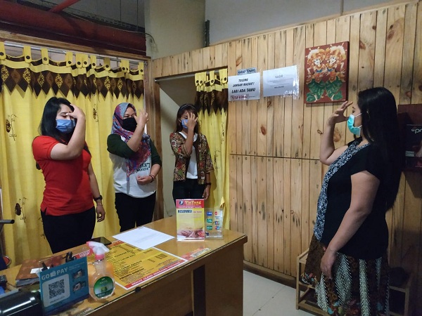 /Jun07.2020.Install-Yin Yang Spa1.jpg